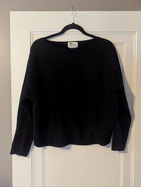 Andrea Jovine Black Cropped Sweater